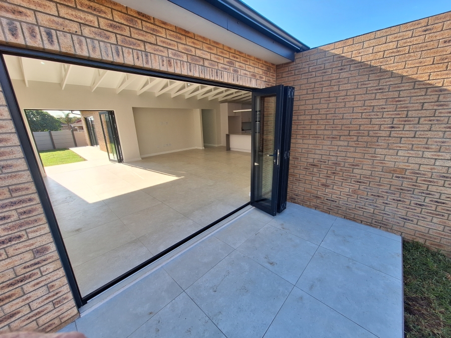 4 Bedroom Property for Sale in Noorsekloof Eastern Cape
